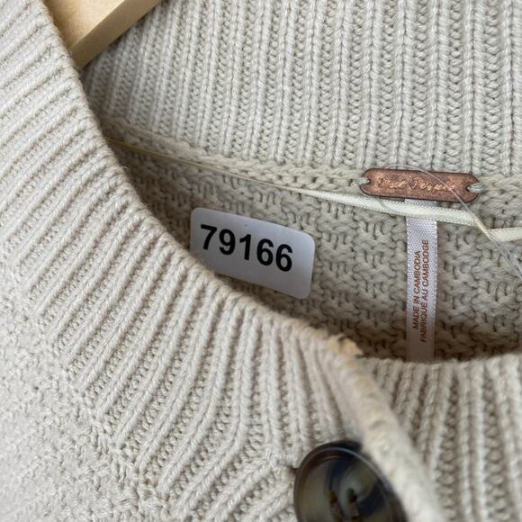 FREE PEOPLE Cardigan Womens XS Lila Cardi Cropped Button Front Sweater Beige NEW - Picture 15 of 15